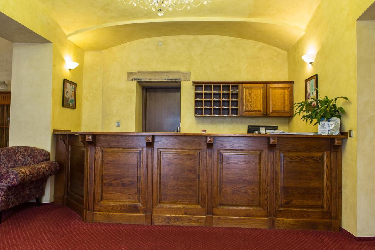 Hotel Rous Пилзен Екстериор снимка